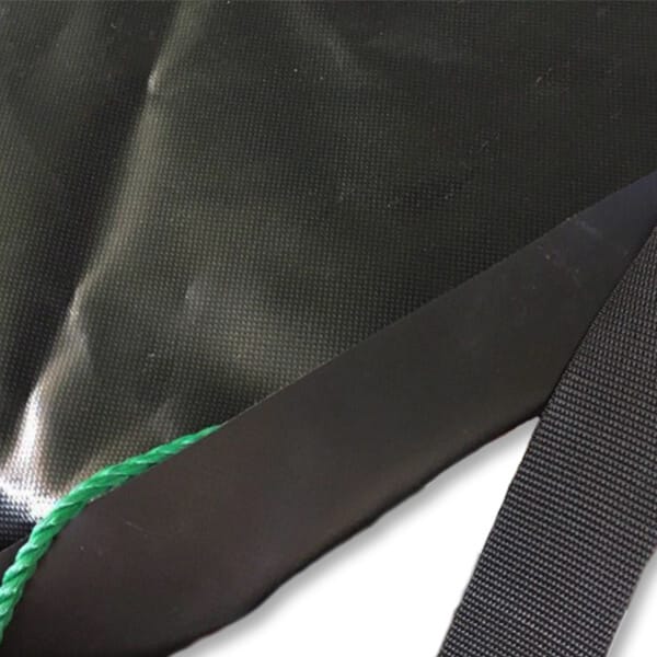 Détail de l’ourlet du sac à spirale TACB Détail de l’ourlet du sac à spirale TACB